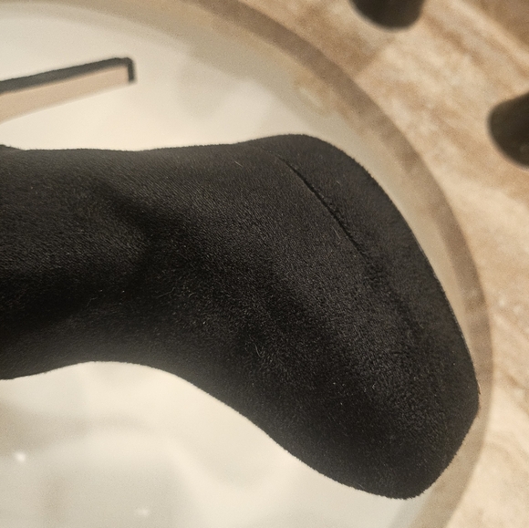 Booties/ ankle boots heels. - Picture 5 of 7